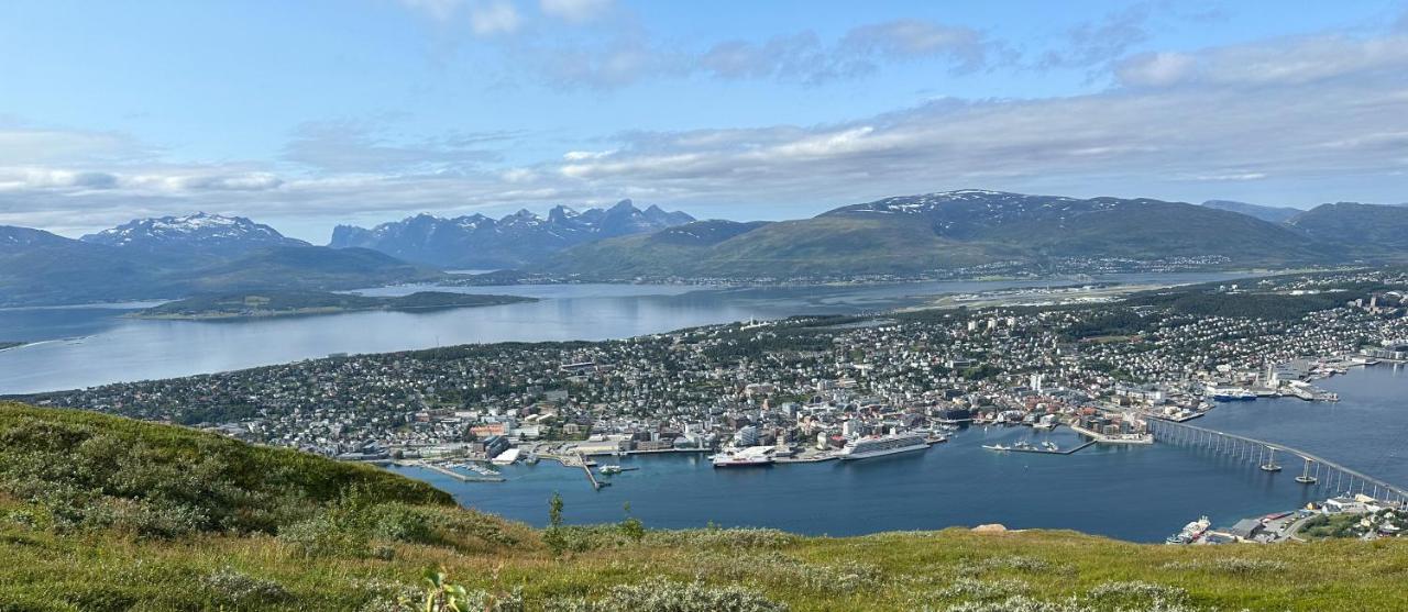 Tromsdalen Aurora Apartments Tromsø Kültér fotó